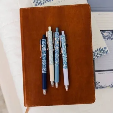 Blue Floral Pen Set