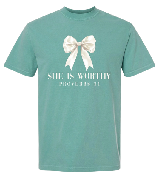She is WORTHY Bow short sleeve tee